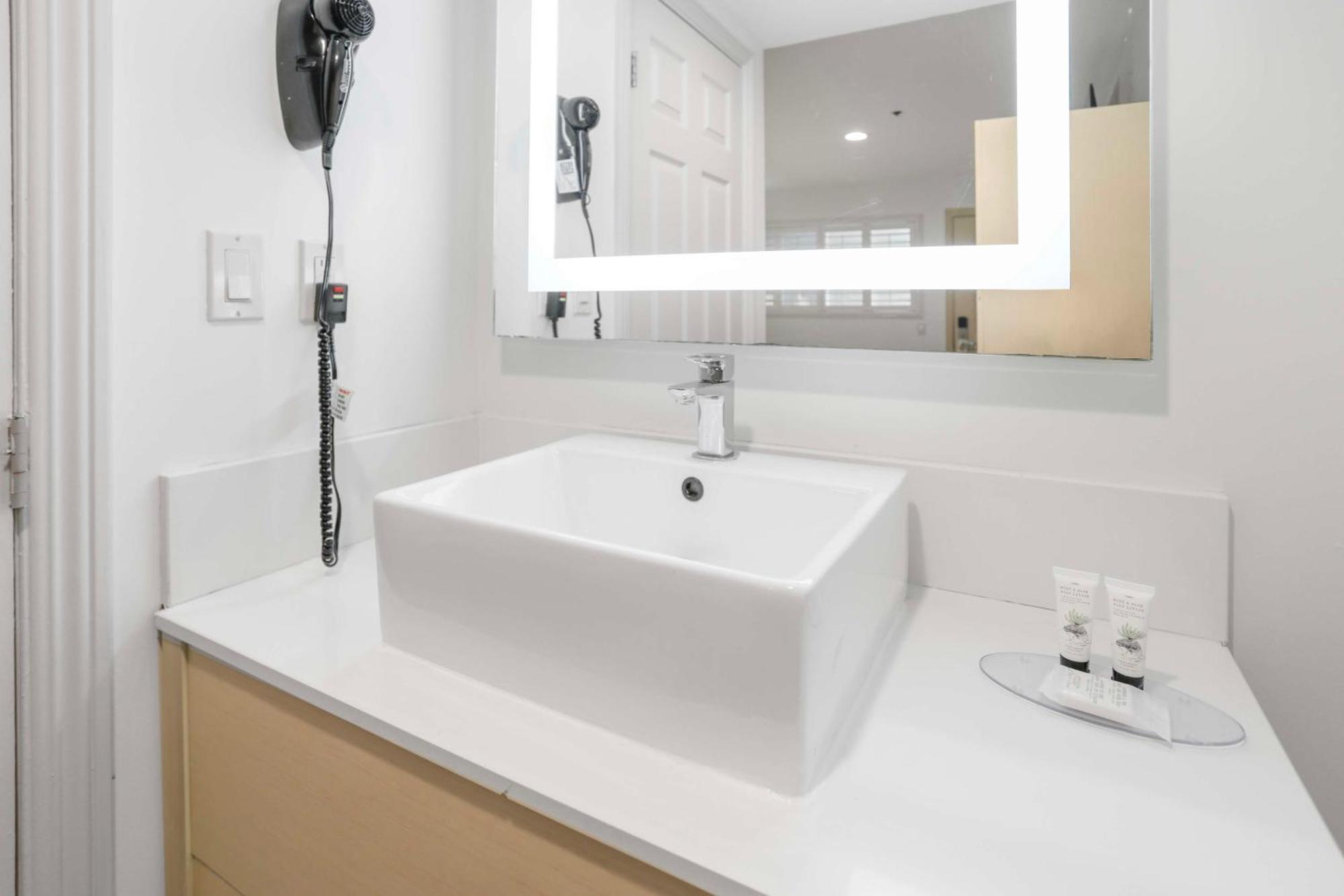 Signature Inn Berkeley Ngoại thất bức ảnh